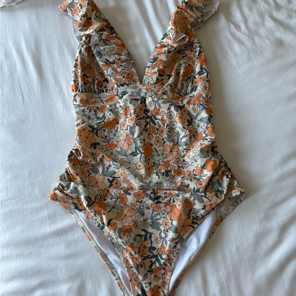 NWOT Cupshe Floral One Piece Swimsuit - Orange and Cream | L